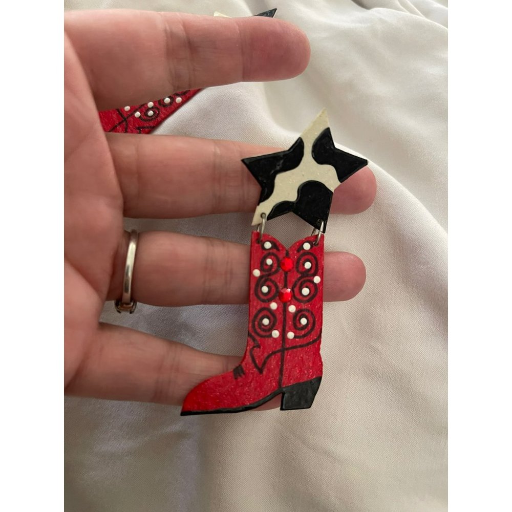 Boots n Stars Red Boots and Cow Stars Pierced Earrings - Picture 4 of 6